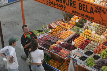 Vendedor del Mercado de abastos de Sao Paulo, Brasil
