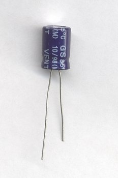condensador electrolítico