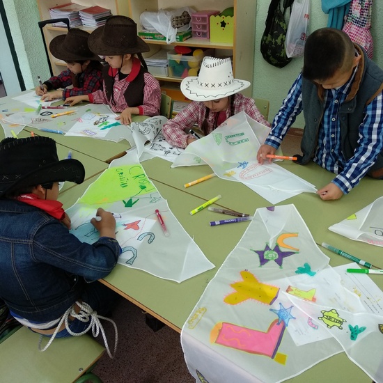 2º coloreando sus bandanas 2