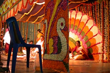 Escenario para la celebración de una boda hindú