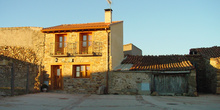 Casa de piedra en La Serna del Monte