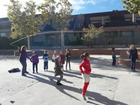 Los padres juegan en el cole  13