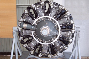 Motor en estrella de nueve cilindros