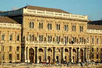 Universidad de Corvinus, Budapest, Hungría