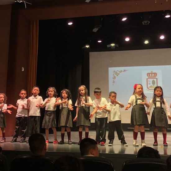 fotos LUIS BELLO GRADUACIÓN 5 AÑOS 10