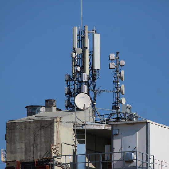 Estación base de telefonía móvil tipo RNC