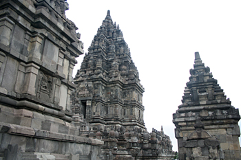 Templo de Shiva, Brahma y Wisnu, Prambanan, Jogyakarta, Indonesi