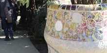 Detalle parque serpenteante, Parque Güell, Barcelona