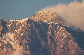 Acercamiento al Everest, visto desde Tengboche