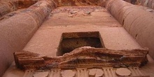 Fachada de la Tumba de Urn, Petra, Jordania
