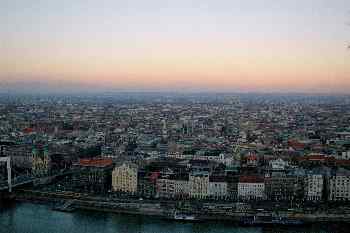 Vista aérea de Pest, Budapest, Hungría