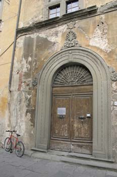 Puerta monumental, Pisa