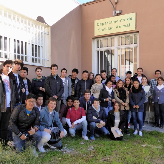 visita facultad veterinaria 2016 9