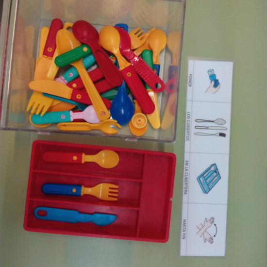 Seminario:material manipulativo para infantil y primaria adaptado a alumnos con T.E.A. 9