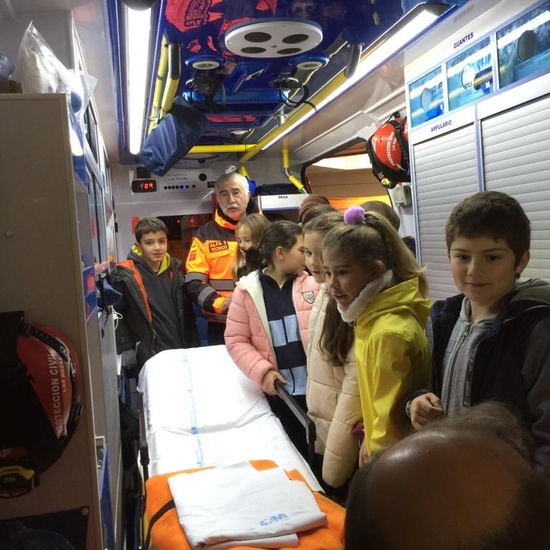 Quinto con los equipos de emergencias de las Rozas_CEIP FDLR_Las Rozas 15