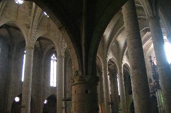 Interior de la Catedral de Castelló d´Empuries, Gerona