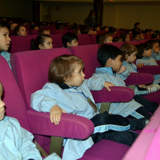 TEATRO LA CHARLOJA. “KAMELOT” 34