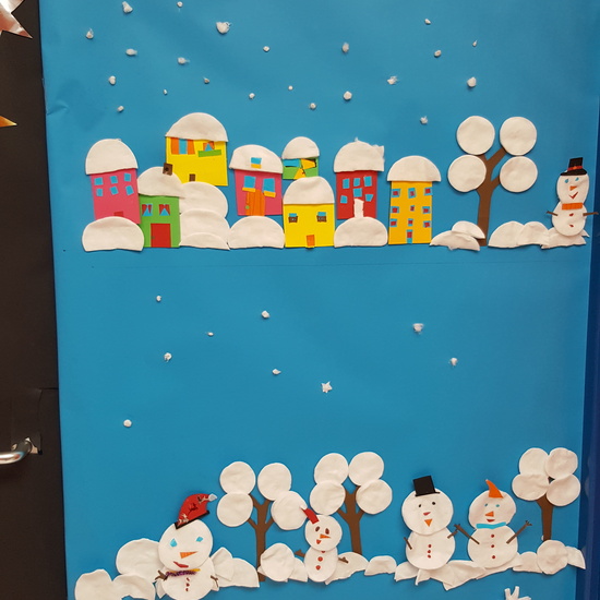 DECORACIÓN DE PUERTAS 24