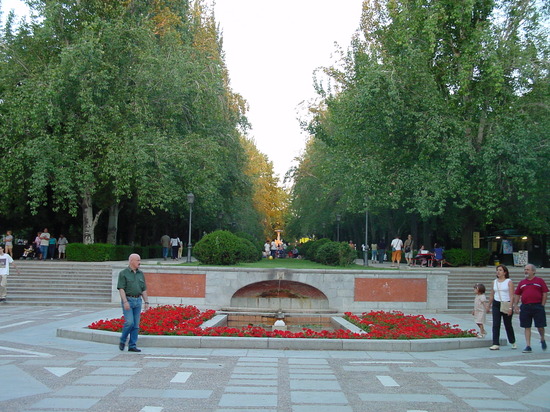 Paseo de México en el Parque del Retiro de Madrid