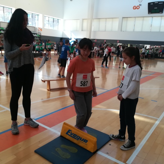 Encuentro de Atletismo 5º y 6º LUIS BELLO 12
