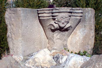 Ruinas Junto Al Río Ega, Estella, Navarra