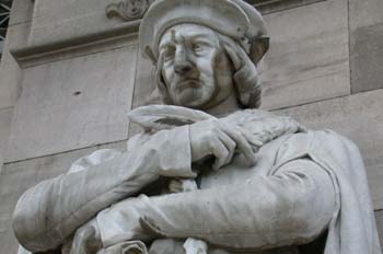 Monumento a Luis Vives