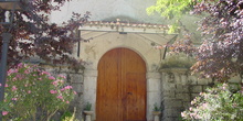 Puerta de iglesia en Valverde de Alcalá