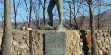 Estatua Homenaje al Hombre del Campo en Alameda del Valle