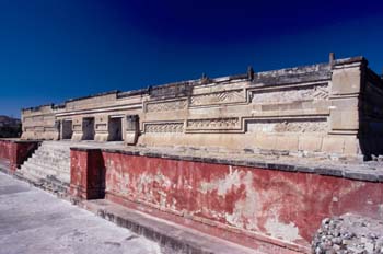 Zona Arqueológica de Mitla, México