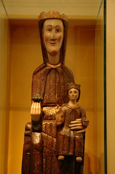 Virgen con niño. Rodellar, Huesca