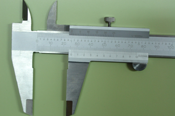 Calibre. Boca móvil con Nonio