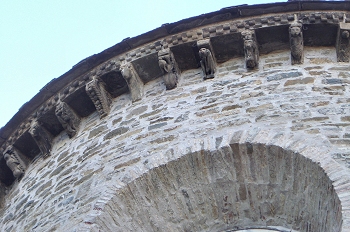 Detalle del exterior del ábside de la Catedral de Jaca, Huesca