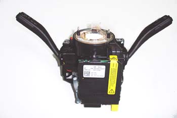 Conmutador múltiple de volante.  Detalle dispositivo Bus-Cam