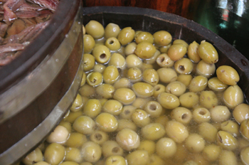 Aceitunas del Mercado de abastos de Sao Paulo, Brasil