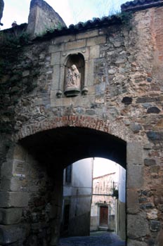 Arco de Santa Ana - Cáceres