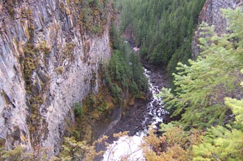 Cañón de la cascada Spahats, Parque Natural Wells Gray Country,