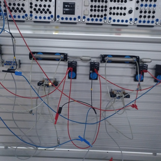 Circuito completo secuencia AB BA