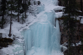 Cascada helada, Lago Louise, Parque Nacional Banff