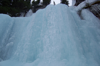 Cascada helada, Lago Louise, Parque Nacional Banff