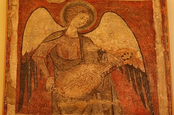 ángel músico tocando el organistrum, Huesca