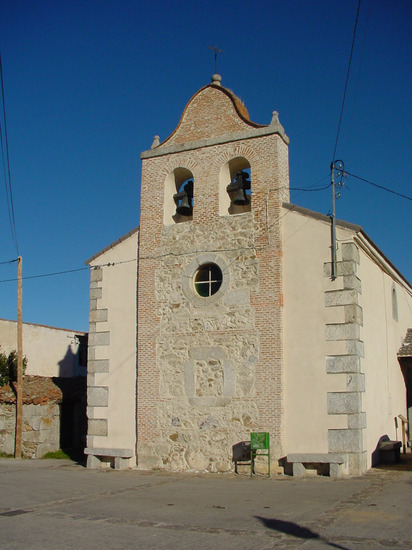 Campanario de iglesia en Lozoyuela
