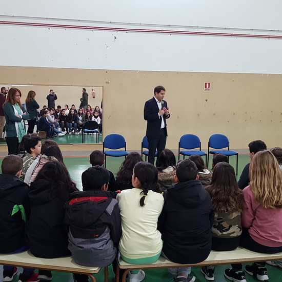 Visita del Alcalde de Torrejón de Ardoz al CEIP Andrés Segovia 2