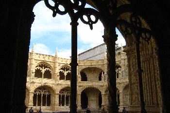 Patio interior, Monasterio de los Jerónimos, Lisboa, Portugal