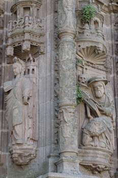 Detalle de la fachada de la Basílica de Santa María, Pontevedra,