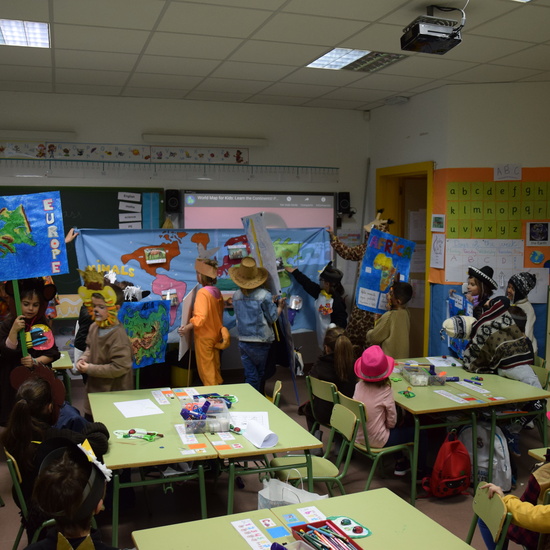 Carnival 2019: ANIMALS AROUND THE WORLD (Part 1) 6