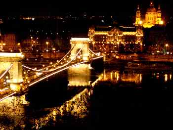 Puente de las cadenas, Budapest, Hungría