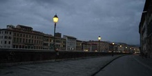 Arno de noche, Pisa
