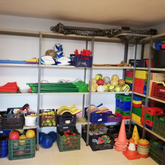 FOTOS ALMACÉN DE EDUCACIÓN FÍSICA 4
