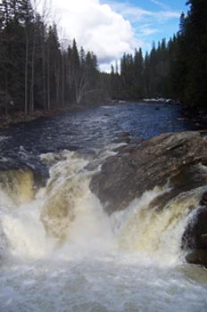 Cascada Mushbow, Parque Natural Wells Gray Country, Clearwater