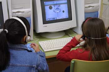 Realizando actividad con el ordenador